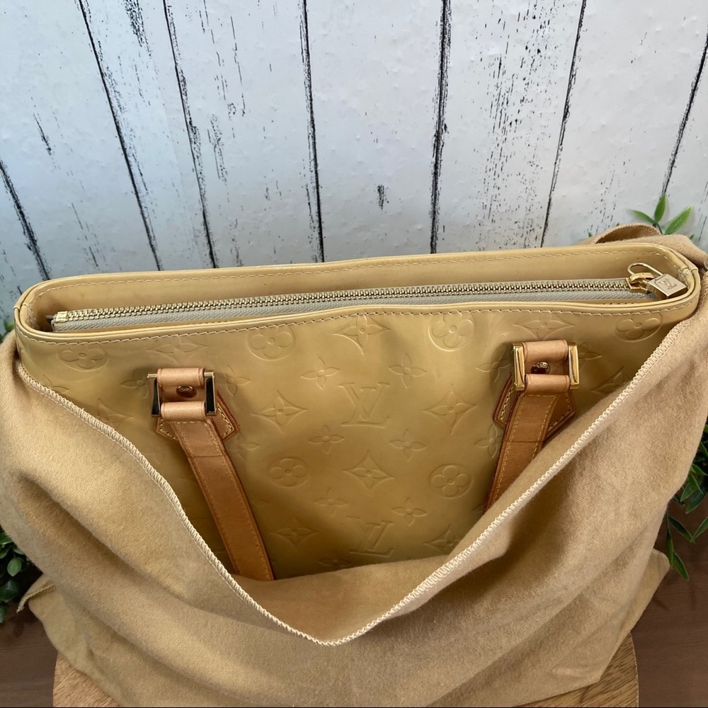 Louis Vuitton Monogram Vernis Houston Tote - Picture 13 of 15